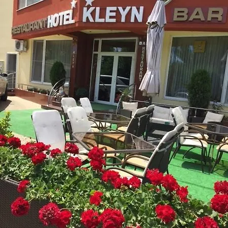 Kleyn 3*